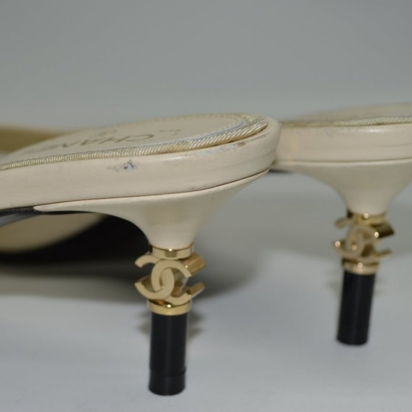 SOLD Ivory CC Heel Sandals Lambskin - Picture 4 of 7